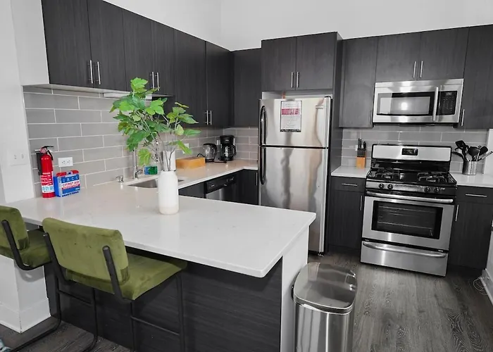 South Loop 2br Corner Unit With Natural Light, Optional Parking And Guest Access Near Downtown And Mccormick Place Appartamento