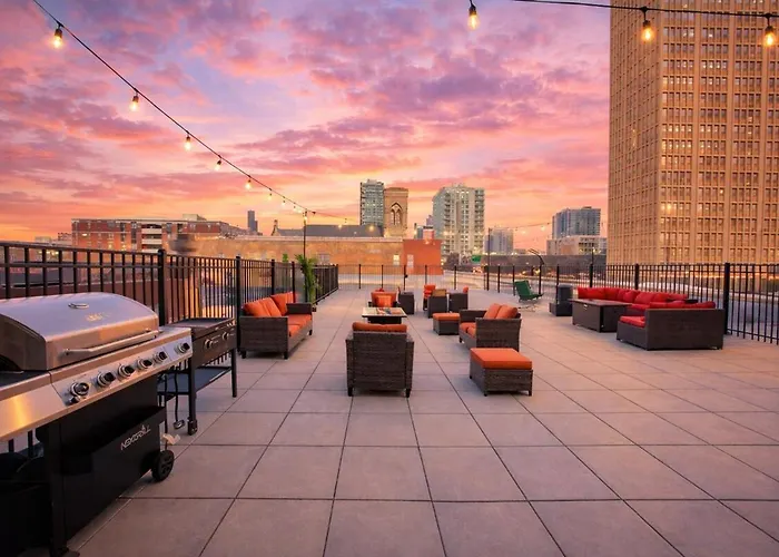 South Loop 2br Corner Unit With Natural Light, Optional Parking And Guest Access Near Downtown And Mccormick Place Appartamento *